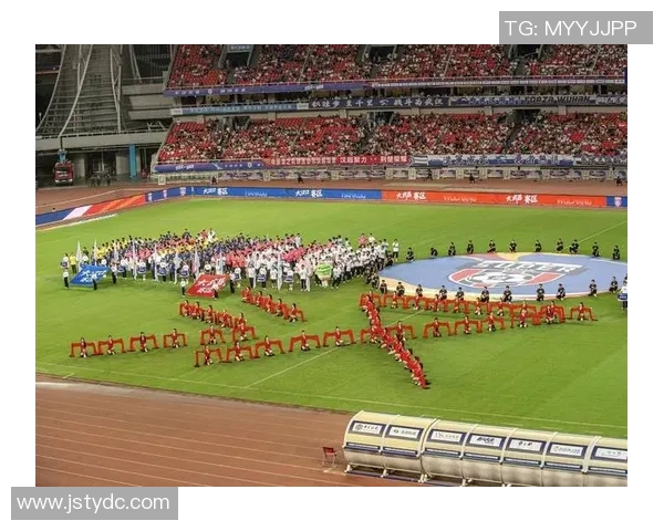 武汉足球队比赛经验变革引发热议助力球队崛起与发展 武汉足球队比赛经验变革引发热议助力球队崛起与发展