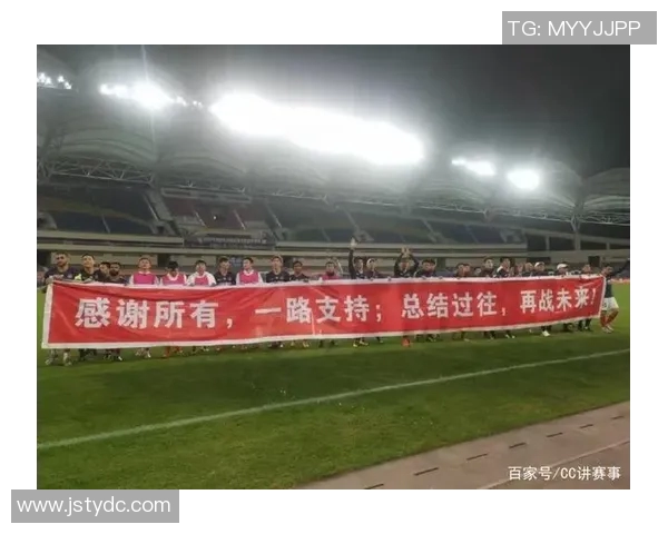 全国锦标赛回顾重庆足球队速度优势助力精彩表现