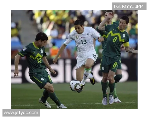 韩国队与阿尔及利亚的激烈对决展现足球魅力与团队精神