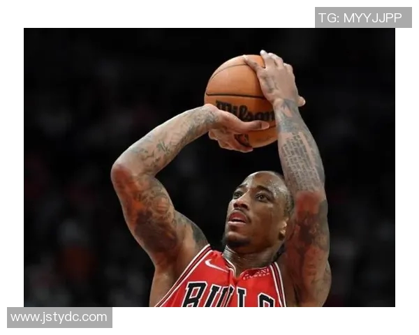 雷霆与鹈鹕激战正酣2月27日精彩对决引发球迷热议