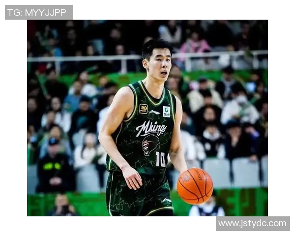 郭昊文：从篮球新星到职业生涯的转折点与未来展望