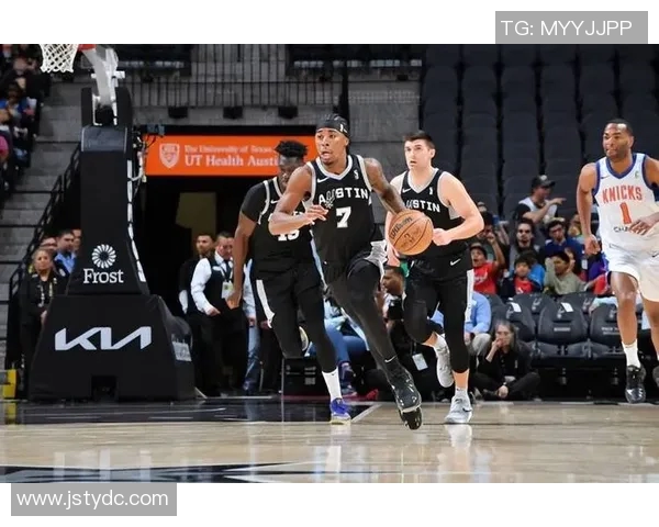 马刺与布鲁克林篮网激战正酣谁能在NBA赛场上笑到最后 马刺与布鲁克林篮网激战正酣谁能在NBA赛场上笑到最后