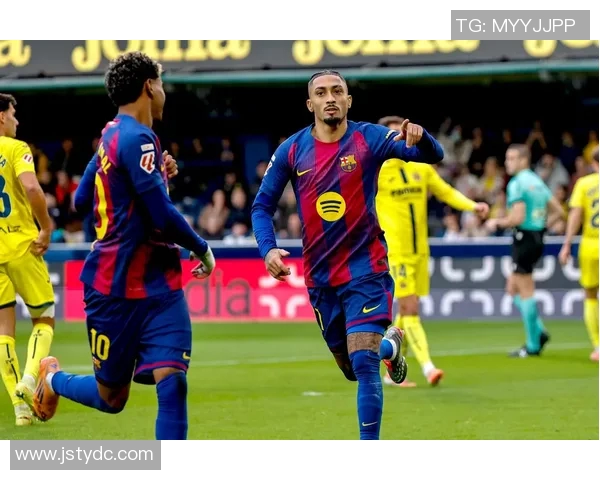 巴塞罗那主场迎战比利亚雷尔争夺西甲积分榜重要胜利