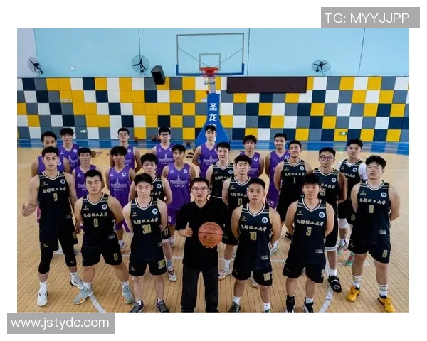 成都篮球队在邀请赛中的比赛经验与表现分析及启示